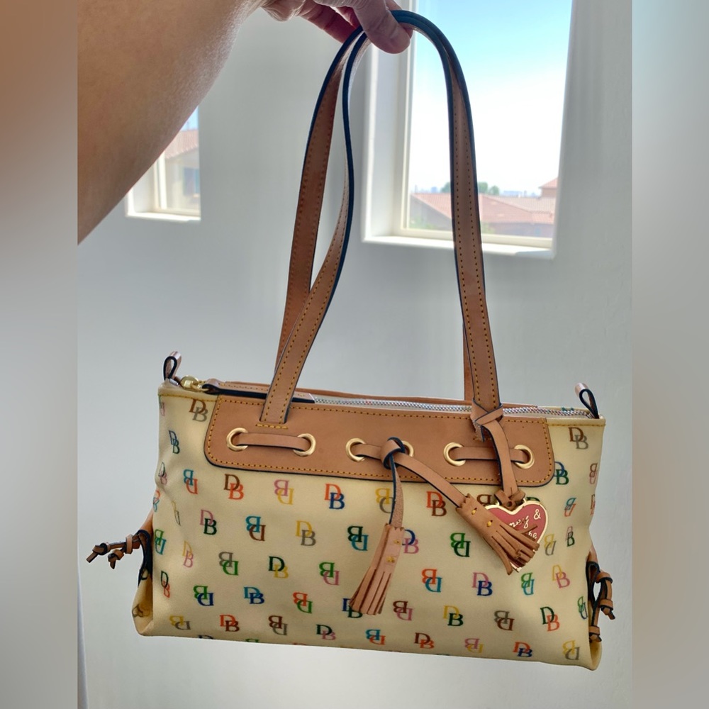 Authentic Vintage Dooney & Burke Purse